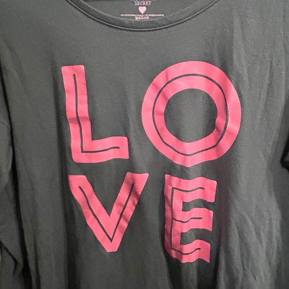 EUC Victoria’s Secret size S grey LOVE pajama shirt/tunic. Comfy. Oversized - Picture 2 of 5